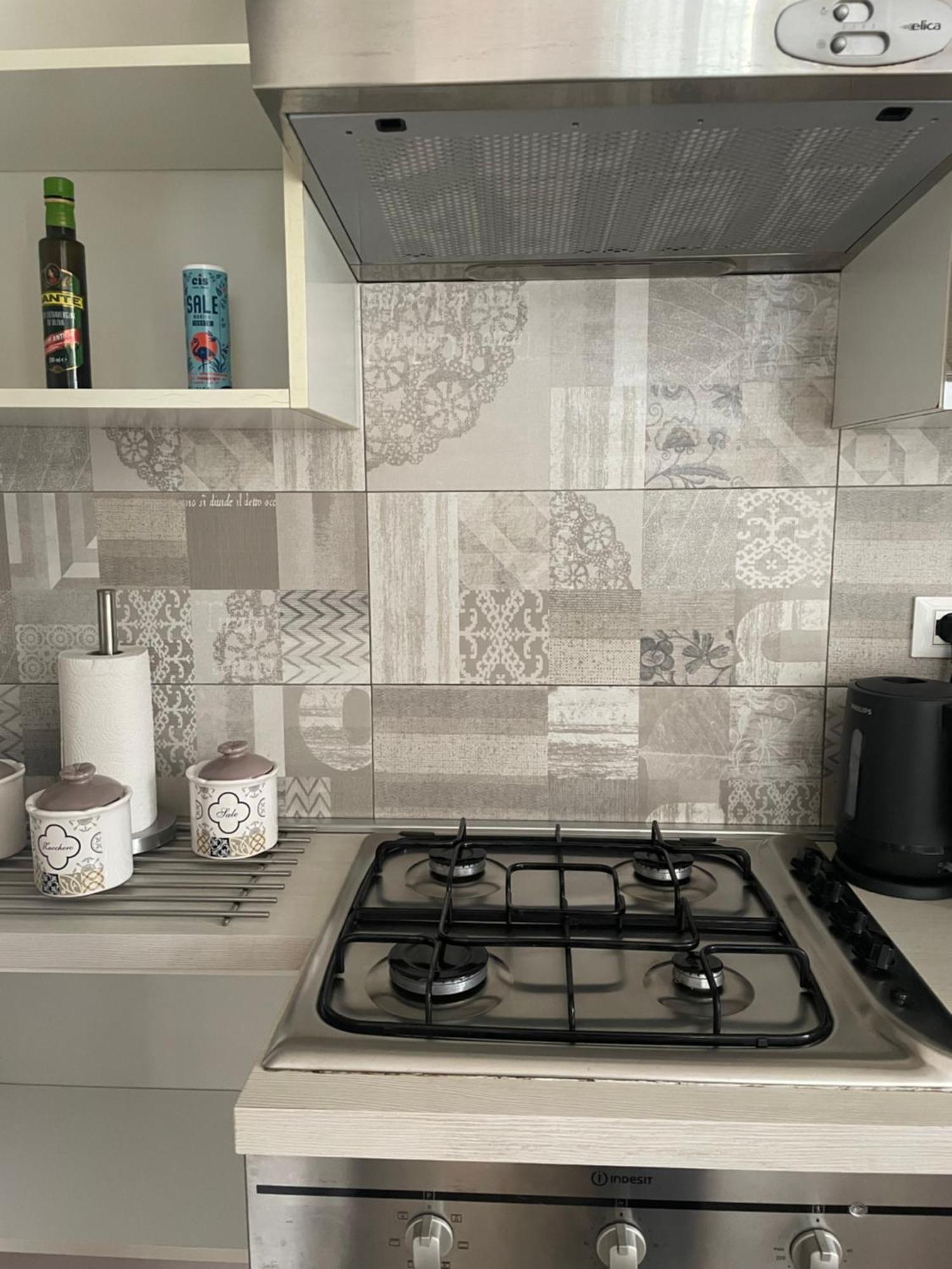Elle'S House Apartment Савона Екстериор снимка